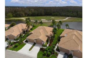 379 FAIRWAY ISLES LANE, BRADENTON, FL 34212 - MLS#MFRA4641809