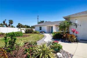2466 BREAKWATER CIRCLE, SARASOTA, FL 34231 Sold 06/12/25