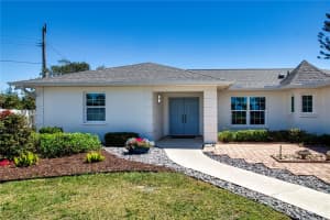 2466 BREAKWATER CIRCLE, SARASOTA, FL 34231 Sold 06/12/25