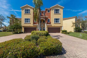 1318 3rd Street Cir E, PALMETTO