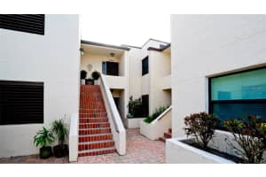 5030 MARSH FIELD ROAD, SARASOTA, FL 34235 Sold 04/28/25