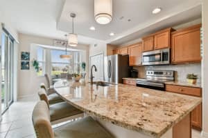 803 FAIRWAYCOVE LANE, BRADENTON, FL 34212 Sold 10/03/25