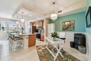 803 FAIRWAYCOVE LANE, BRADENTON, FL 34212 Sold 10/03/25