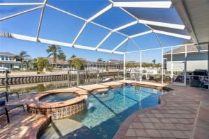428 ISLEBAY DRIVE, APOLLO BEACH, FL 33572 Sold 08/21/25