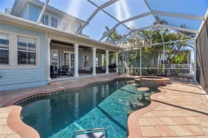 428 ISLEBAY DRIVE, APOLLO BEACH, FL 33572 Sold 08/21/25