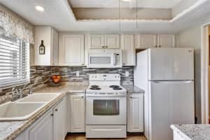 3698 LAKE BAYSHORE DRIVE, BRADENTON, FL 34205 Sold 06/18/25