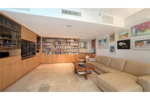 1211 GULF OF MEXICO DRIVE, LONGBOAT KEY, FL 34228 Sold 06/23/25