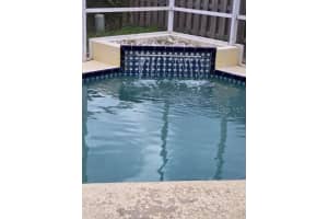 3720 72ND AVENUE CIRCLE, SARASOTA, FL 34243 Sold 04/17/25