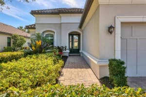 8188 GABANNA DRIVE, SARASOTA, FL 34231 Sold 05/28/25