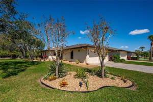 3641 Gleneagle Dr #12d, SARASOTA
