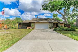 813 EXMOOR STREET, SARASOTA, FL 34243 Sold 05/16/25