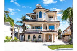 1304 CASEY KEY ROAD, NOKOMIS, FL 34275 - MLS#MFRA4642022