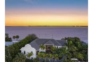 212 HAVERKOS COURT, HOLMES BEACH, FL 34217 Sold 06/30/25