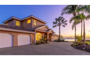 202 GAINES AVENUE, SARASOTA, FL 34243 Sold 08/05/25