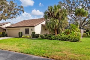 3746 GLEN OAKS MANOR DRIVE, SARASOTA, FL 34232 Sold 03/27/25