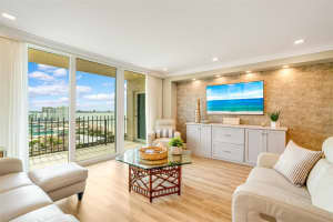 1212 BENJAMIN FRANKLIN DRIVE, SARASOTA, FL 34236 Sold 04/17/25