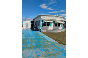 1707 IOWA AVENUE, BRADENTON, FL 34207 Sold 07/28/25