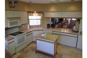 4555 BAY CLUB DRIVE, BRADENTON, FL 34210 - MLS#MFRA4642269