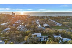 603 TREMONT ST, SARASOTA, FL 34242 - MLS#MFRA4642301