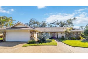 3876 Torrey Pines Blvd, SARASOTA