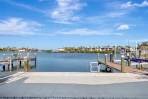 15 SEASIDE COURT, HOLMES BEACH, FL 34217 - MLS#MFRA4642333