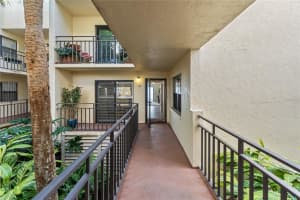 6430 SUN EAGLE LANE, BRADENTON, FL 34210 - MLS#MFRA4642335