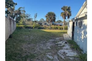 704 CHIPPY LANE, NOKOMIS, FL 34275 Sold 07/03/25