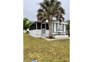 5791 HOLIDAY PARK BOULEVARD, NORTH PORT, FL 34287 Sold 08/15/25