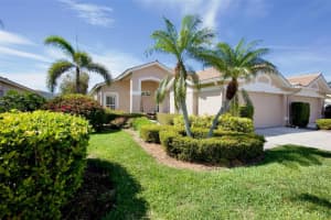 9539 FOREST HILLS CIRCLE, SARASOTA, FL 34238 Sold 04/23/25
