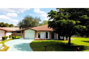 3002 VIVIENDA DRIVE, BRADENTON, FL 34207 Sold 06/17/25