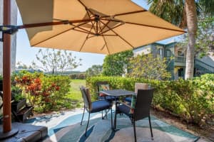 1526 PELICAN POINT DRIVE, SARASOTA, FL 34231 Sold 04/11/25