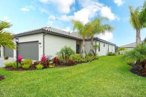 5433 MYSTIC WATER COVE, LAKEWOOD RANCH, FL 34211 Sold 07/25/25