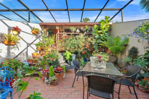 341 BOBBY JONES ROAD, SARASOTA, FL 34232 Sold 05/05/25