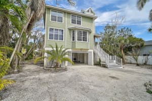 123 FAUBEL STREET, SARASOTA, FL 34242 Sold 06/12/25