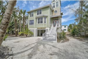 123 FAUBEL STREET, SARASOTA, FL 34242 Sold 06/12/25