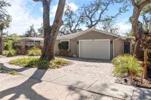 1622 WISCONSIN LANE, SARASOTA, FL 34239 - MLS#MFRA4642541