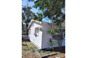1664 10TH STREET, SARASOTA, FL 34236 - MLS#MFRA4642648