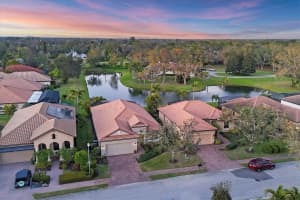 3715 80TH DRIVE, SARASOTA, FL 34243 Sold 09/29/25