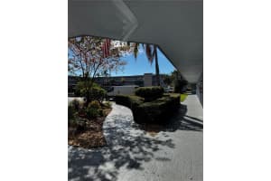 5660 80TH STREET, ST PETERSBURG, FL 33709 Sold 05/16/25