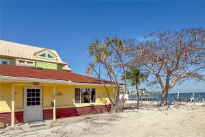 118 9TH STREET, BRADENTON BEACH, FL 34217 Sold 04/03/25