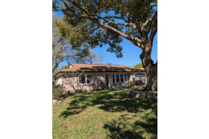 8217 SPLIT RAIL LANE, HUDSON, FL 34667 Sold 04/21/25