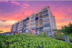 501 Tamiami Trl N #601, VENICE