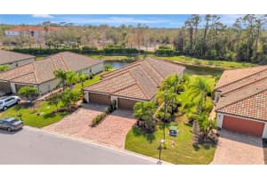 6716 WILLOWSHIRE WAY, BRADENTON, FL 34212 Sold 04/10/25