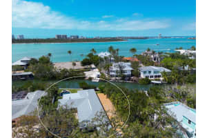 110 FAUBEL STREET, SARASOTA, FL 34242 - MLS#MFRA4642833