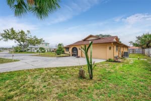 445 GATE DRIVE, VENICE, FL 34285 Sold 04/22/25