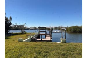 1230 MARYKNOLL ROAD, ENGLEWOOD, FL 34223 Sold 04/24/25