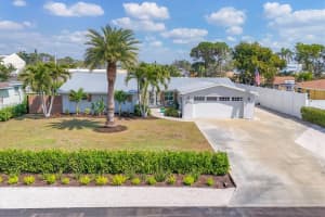 7337 STARFISH DRIVE, SARASOTA, FL 34231 Sold 04/14/25