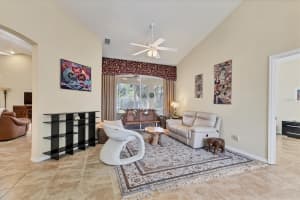 3333 YONGE AVENUE, SARASOTA, FL 34235 Sold 05/13/25
