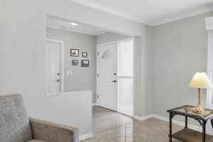6732 KEYSTONE DRIVE, SARASOTA, FL 34231 Sold 08/18/25