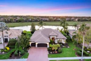 7002 DOMINION LANE, LAKEWOOD RANCH, FL 34202 Sold 05/01/25